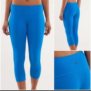 Lululemon Power Up Crop Beaming Blue